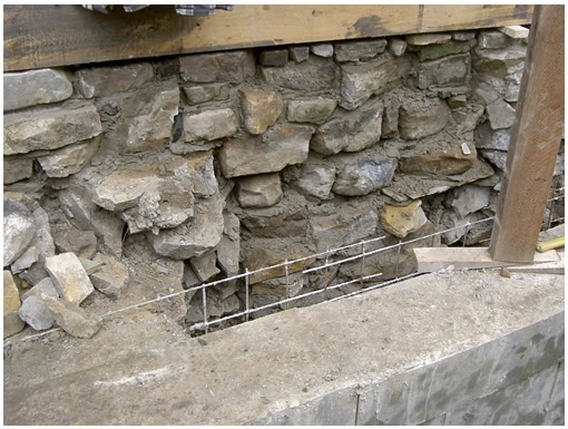 Erneuerung der Fundamente, Neuverfugung Erneuerung der Fundamente, Neuverfugung