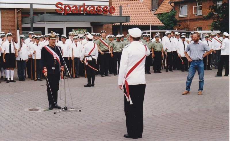 Melden der Einheiten Melden der Einheiten