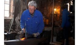 Saisonstart in Eisenhämmern – selbst im Winter kommt Besuch