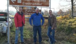 Neue Hinweisschilder zu den Eisenhämmern